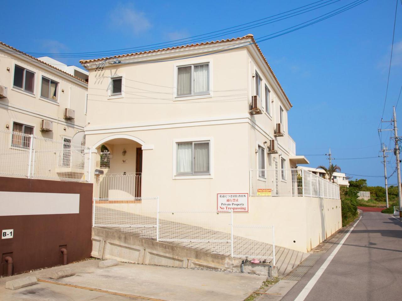 Kariyushi Condominium Resort Residential Del Sol Okinawa Uruma Eksteriør billede